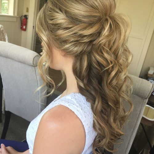 Curled Half-Up Hairstyles (Photo 6 of 20)