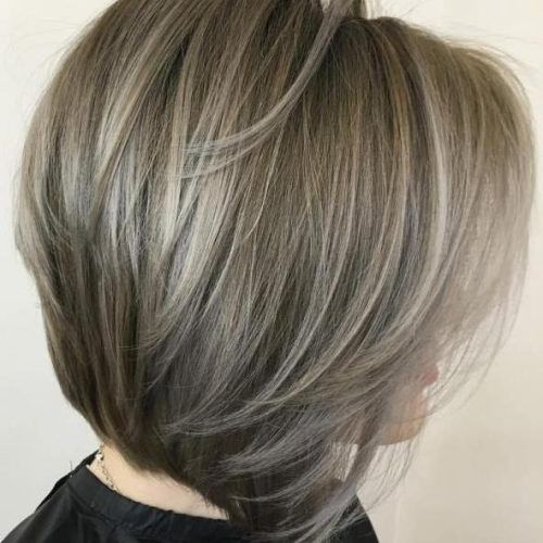 Medium Bob Hairstyles With Layers (Photo 2 of 15)
