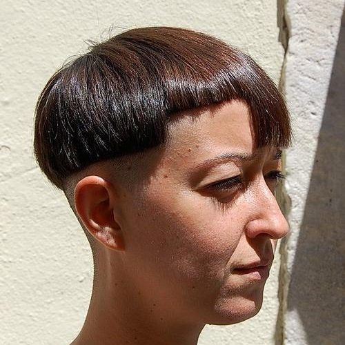 Dramatic Short Hairstyles (Photo 4 of 20)