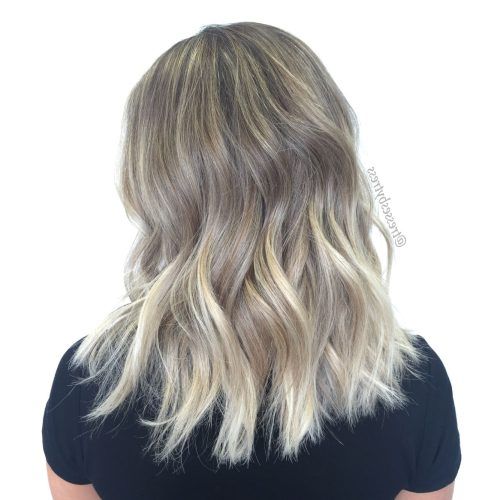 Beachy Waves Hairstyles With Balayage Ombre (Photo 16 of 20)