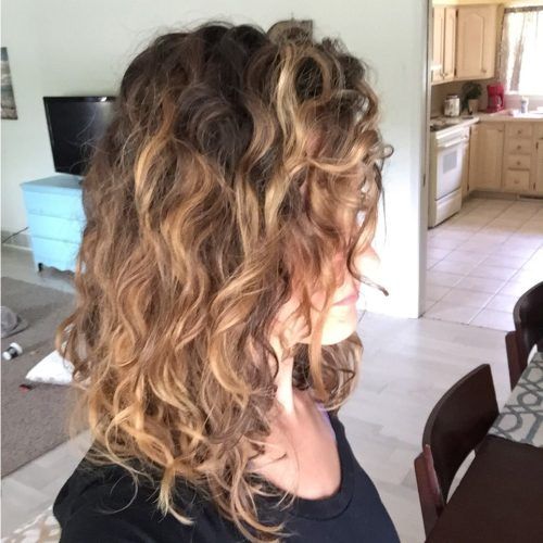 Painted Golden Highlights On Brunette Curls Hairstyles (Photo 11 of 20)