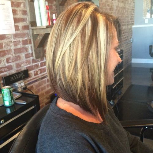 Long Bob Blonde Hairstyles With Lowlights (Photo 13 of 20)