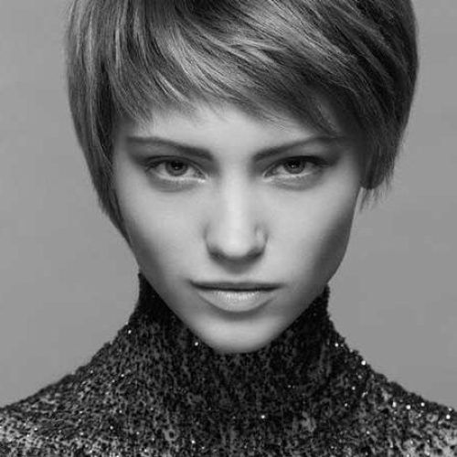 Short Haircuts That Cover Your Ears (Photo 19 of 20)