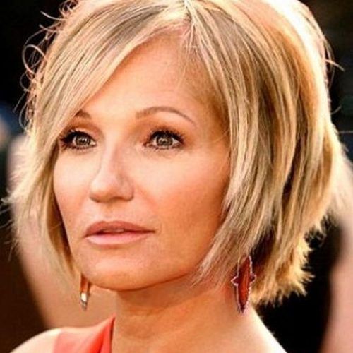 Short Hairstyles For Over 40 Year Old Woman (Photo 2 of 15)