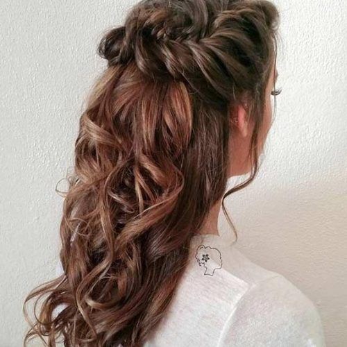 Long Hairstyles Half Up Curls (Photo 12 of 15)