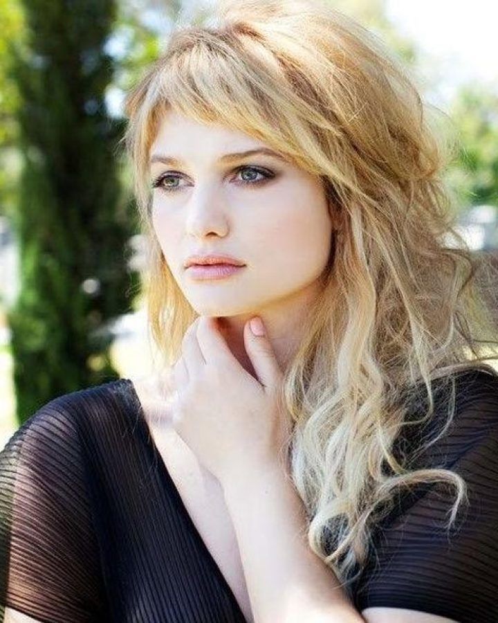 2024 Popular Long Hairstyles with Short Bangs