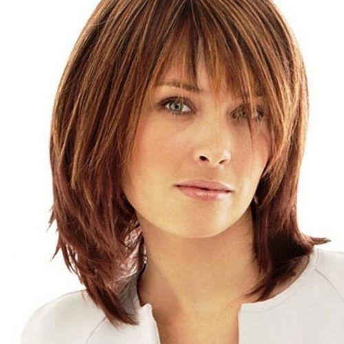 Short Shoulder Length Hairstyles For Women (Photo 3 of 15)