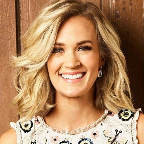 Carrie Underwood Short Hairstyles (Photo 12 of 20)