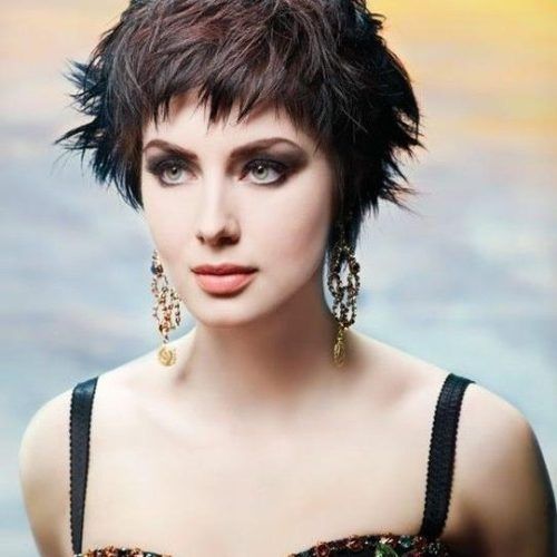 Cropped Short Hairstyles (Photo 4 of 20)