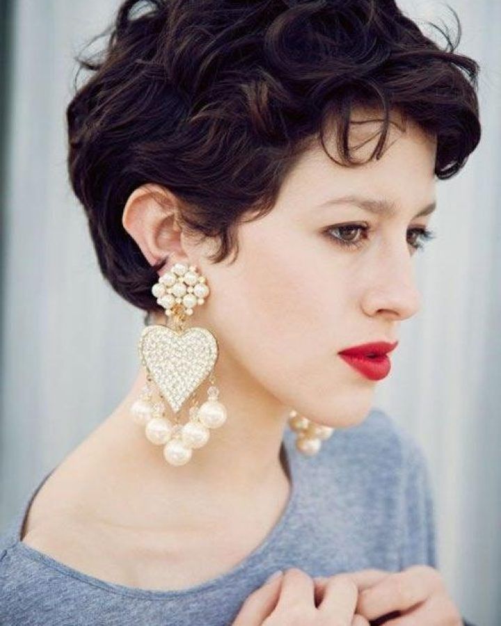 2024 Popular Short Curly Pixie Haircuts