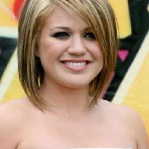 Short Haircuts For Fat Oval Faces (Photo 11 of 20)