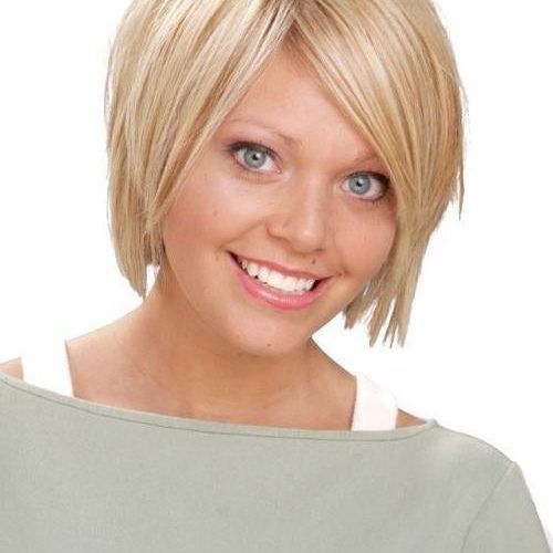 Short Hairstyles For Fine Hair And Fat Face (Photo 2 of 15)
