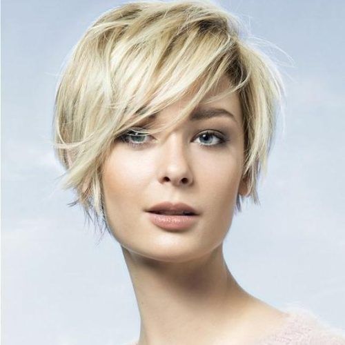Cute Short Hairstyles For Fine Hair (Photo 6 of 15)