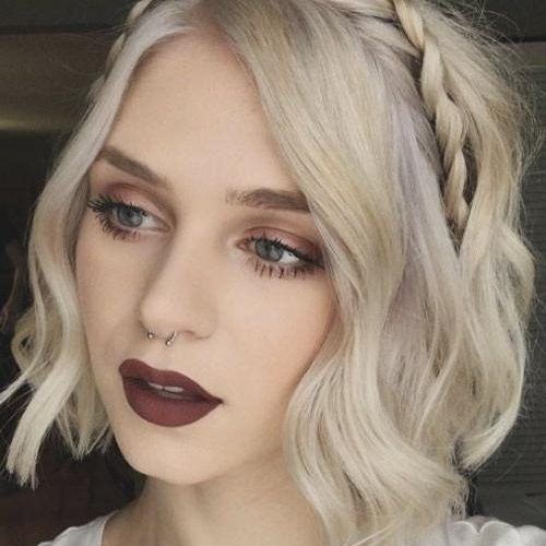 Cute Short Hairstyles With Headbands (Photo 8 of 20)