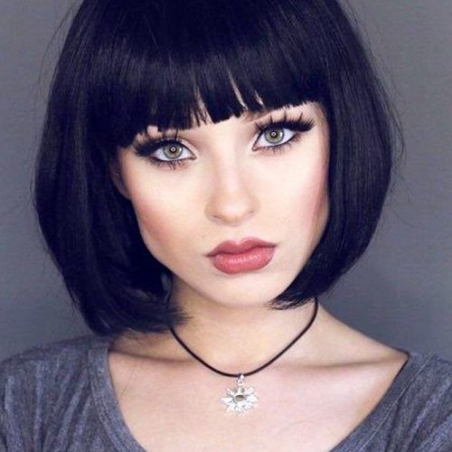 Cute Short Haircuts For Heart Shaped Faces (Photo 17 of 20)