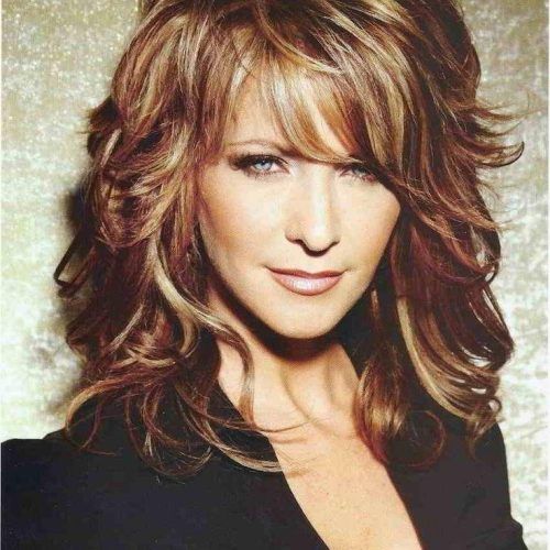 Short To Mid Length Layered Hairstyles (Photo 11 of 15)