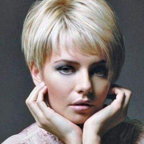 Short Haircuts For Women Who Wear Glasses (Photo 10 of 20)
