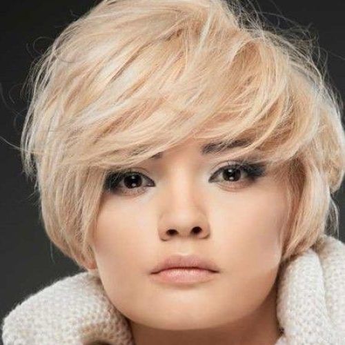 Short Hairstyles For Pear Shaped Faces (Photo 20 of 20)