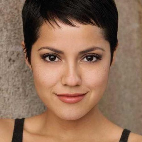 Pixie Haircuts On Chubby Face (Photo 13 of 20)