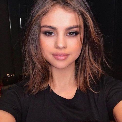 Selena Gomez Short Haircuts (Photo 7 of 20)