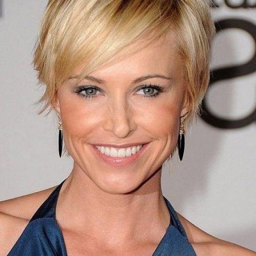 Short Hairstyles For Women Over 40 With Thin Hair (Photo 11 of 15)