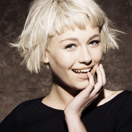 Ladies Short Hairstyles With Fringe (Photo 19 of 20)