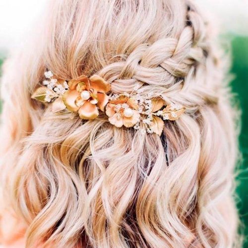 Cute Hairstyles For Short Hair For Homecoming (Photo 9 of 15)
