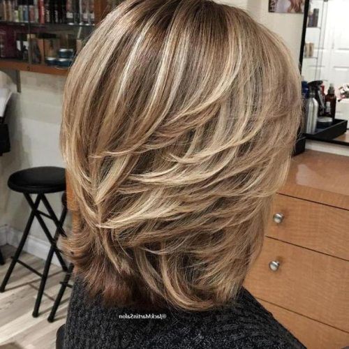 Short Hairstyles With Feathered Sides (Photo 17 of 20)