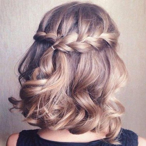 Cute Hairstyles For Short Hair For Homecoming (Photo 15 of 15)