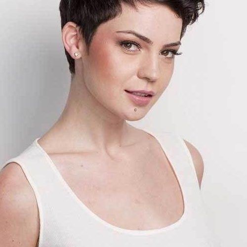Women Short Hairstyles For Curly Hair (Photo 12 of 15)