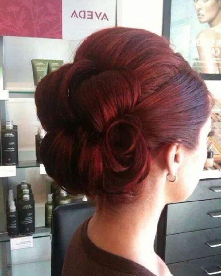 2024 Latest Vintage Updos Hairstyles for Long Hair