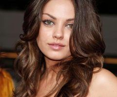 2024 Popular Curly Long Hairstyles for Round Faces