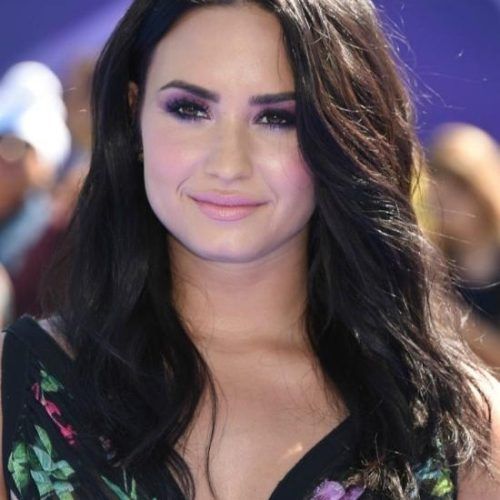 Demi Lovato Long Hairstyles (Photo 13 of 15)