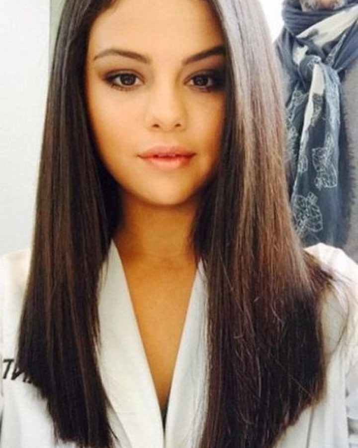 15 Photos Long Haircuts for Women with Straight Hair