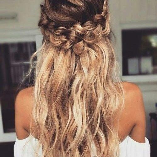 Long Hairstyles For Homecoming (Photo 18 of 20)