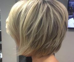 20 Photos Short Blonde Bob Hairstyles with Layers