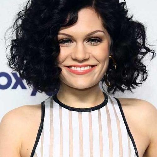 Short Haircuts For Round Faces Black Hair (Photo 17 of 20)