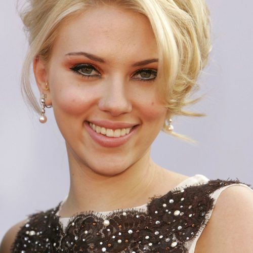 Scarlett Johansson Medium Haircuts (Photo 18 of 20)
