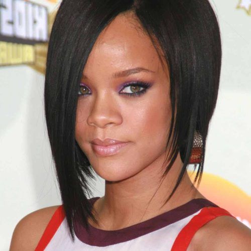 Medium Haircuts For Big Foreheads (Photo 7 of 20)