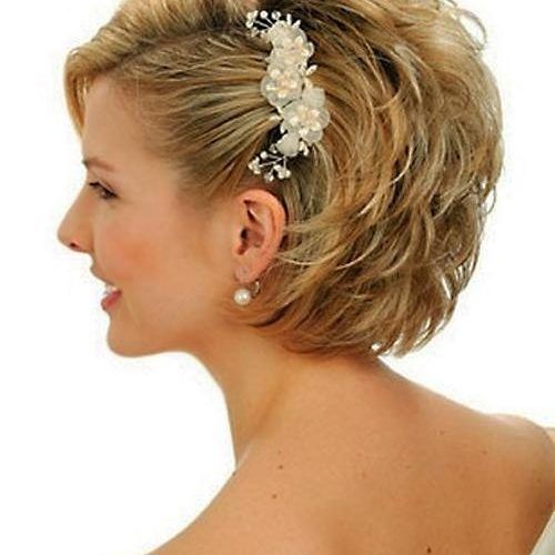 Hairstyles For Brides With Short Hair (Photo 15 of 15)