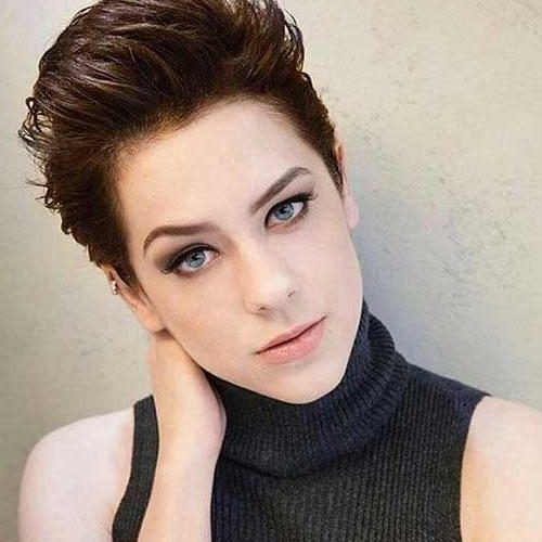 Short Hairstyles Oval Face (Photo 8 of 15)