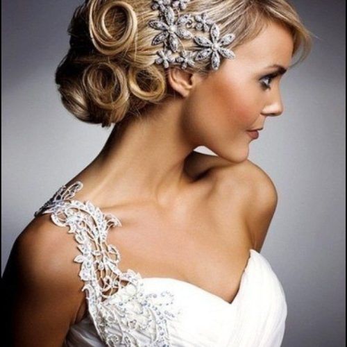 Wedding Hairstyles For Short Hair With Tiara (Photo 3 of 15)