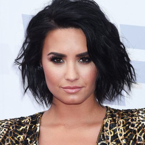 Demi Lovato Medium Hairstyles (Photo 6 of 20)