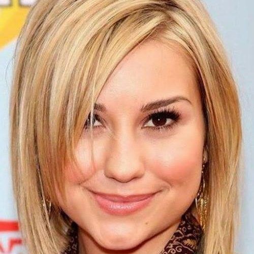 Short Hairstyles For Petite Faces (Photo 18 of 20)