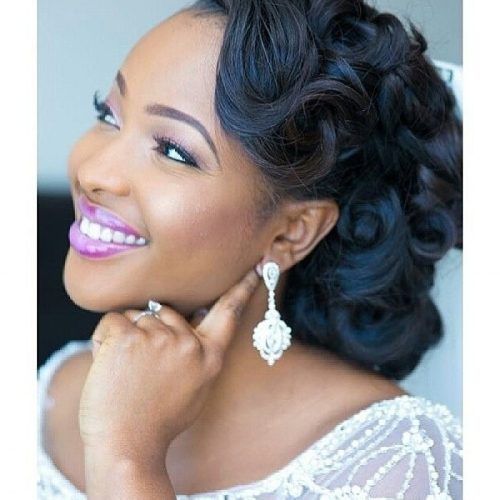 Short Wedding Hairstyles For Black Bridesmaids (Photo 13 of 15)