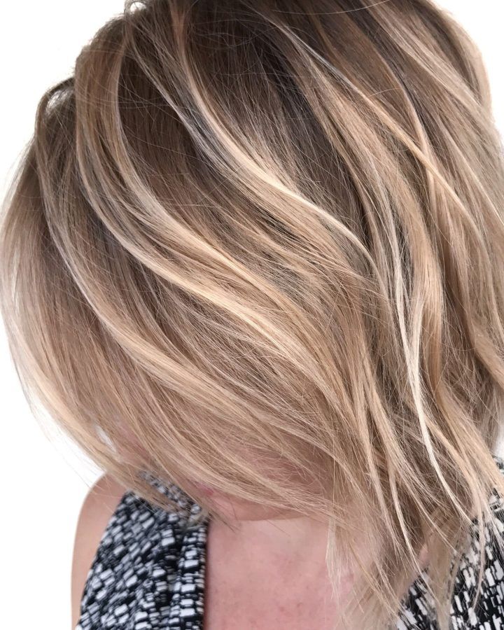 2024 Popular Contrasting Highlights Blonde Hairstyles