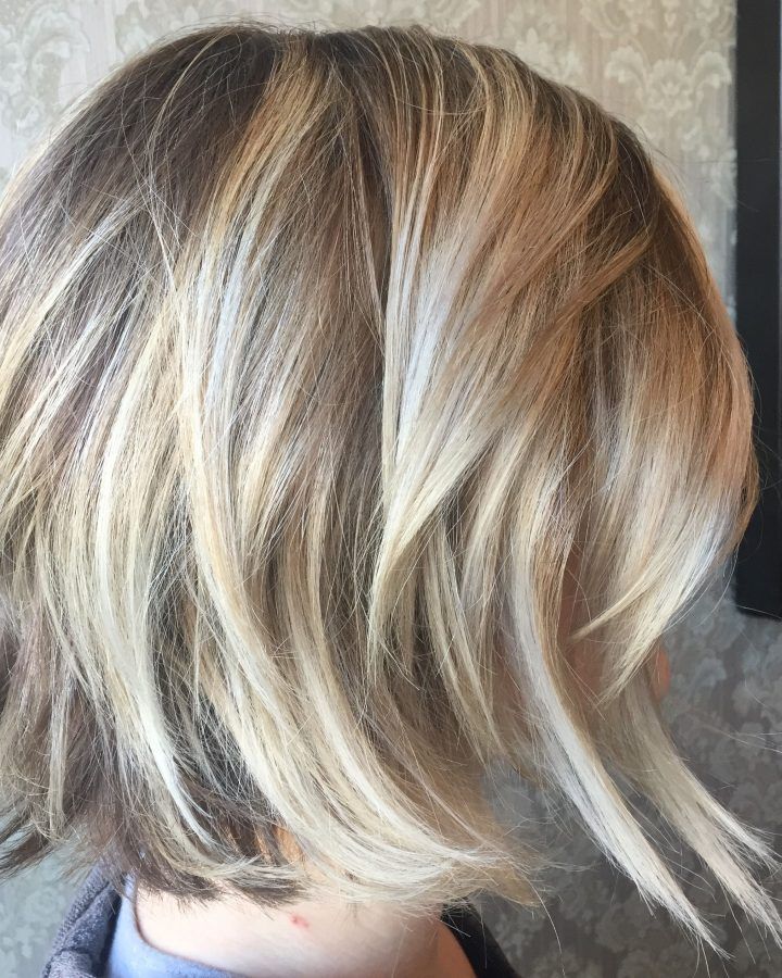 20 Inspirations Dark and Light Contrasting Blonde Lob Hairstyles