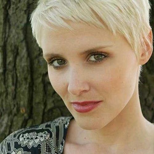 Short Blonde Pixie Haircuts (Photo 5 of 20)