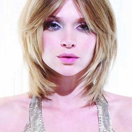 Short Haircuts For Chubby Face (Photo 17 of 20)