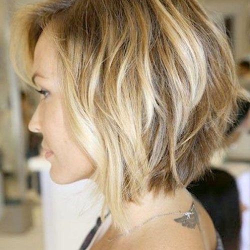 Medium Bob Hairstyles For Thick Hair (Photo 4 of 15)